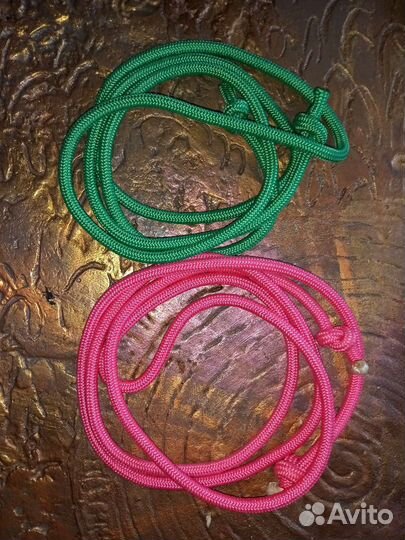 Гимнастическая скакалка