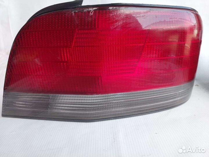 Фонари задние Mitsubishi Galant