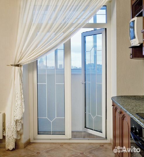 Окно для коттеджа