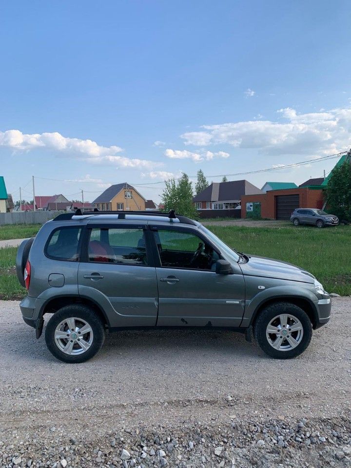 Chevrolet Niva: фото владельца