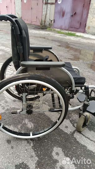 Инвалидная коляска