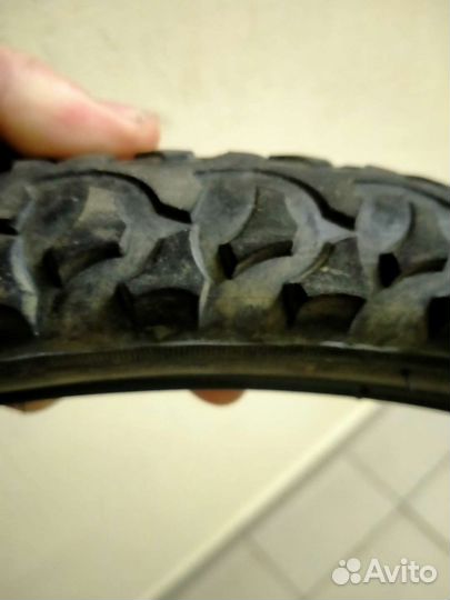 Покрышка 20