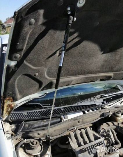 Газовый упоры капота LADA Kalina 1117,1118,1119