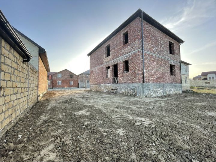 Дом 220 м² на участке 4,5 сот.