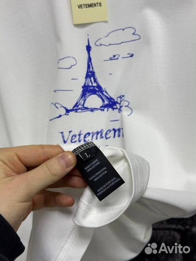Футболка vetements paris белая