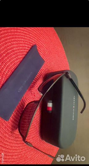 Солнцезащитные очки мужские tommy hilfiger