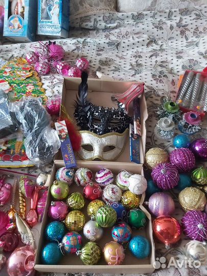 Елочные игрушки