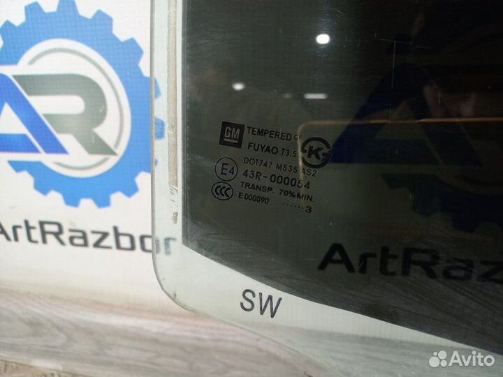 Стекло двери задней правой Chevrolet Cruze 1 1.8