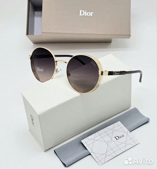 Солнцезащитные очки женские dior