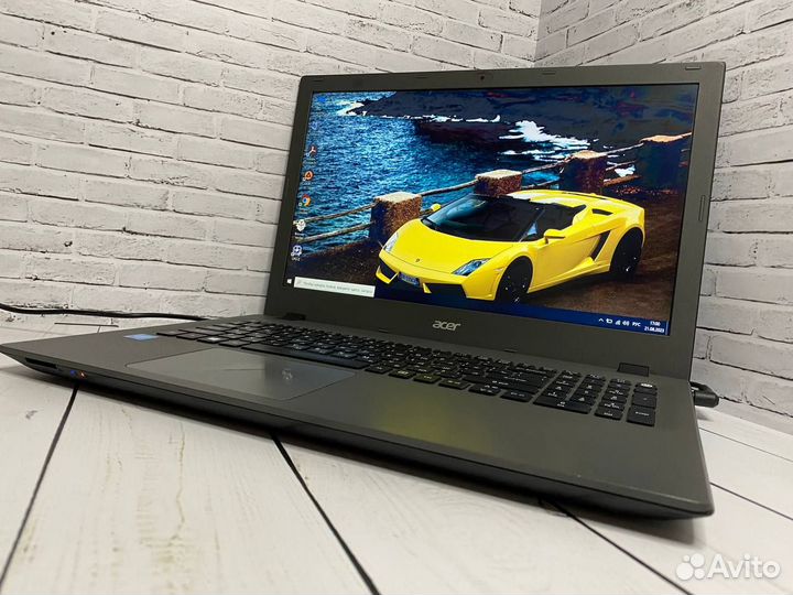 Быстрый ноутбук Asus SSD