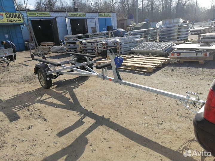 Прицеп легковой 81771С.012 с опорным колесом