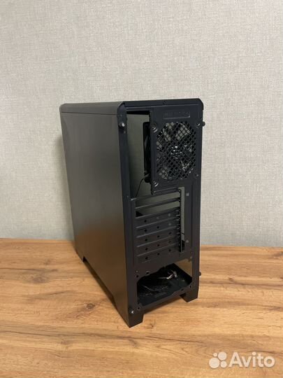 Корпус AeroCool Cylon