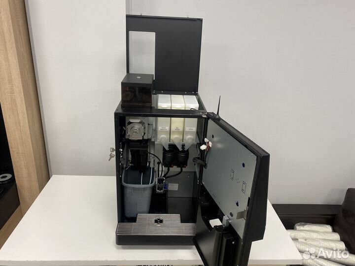 Кофейный автомат для кафе
