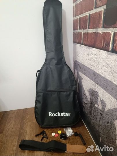 Акустическая гитара