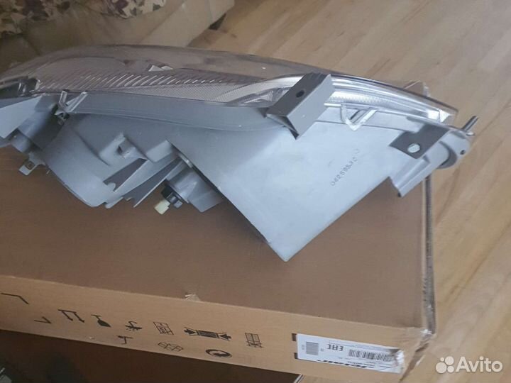 Фара toyota camry рейстайлинг 40