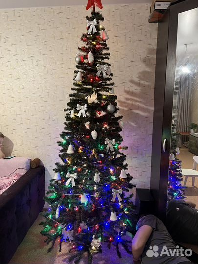 Елка искусственная