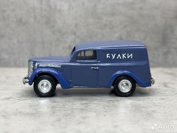 Модель автомобиля Москвич 401 ручная работа 1:43