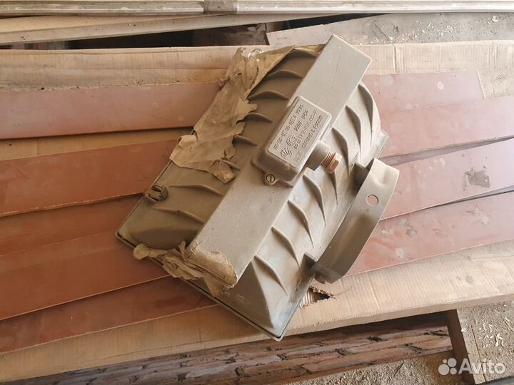 Прожектор ио-02-1000 (пкн)