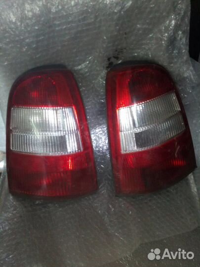 Фонарь задний на Опель Вектра-В вагон 96/99 гг