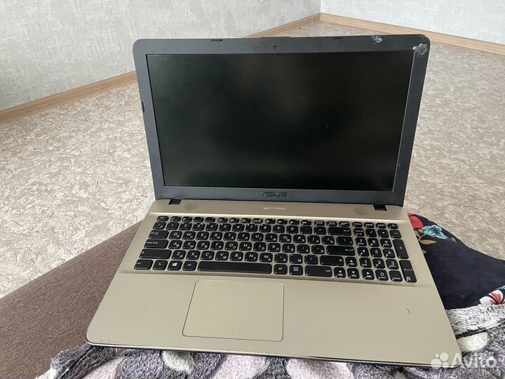 Ноутбук Asus