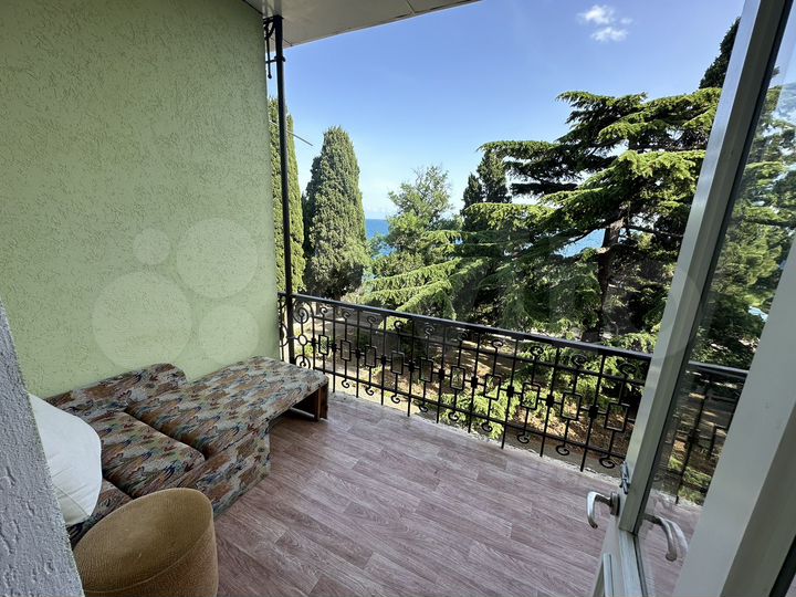 Комната 18 м², 2/2 эт.