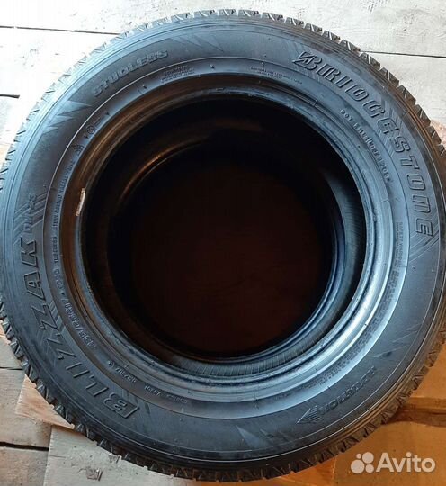 Bridgestone Blizzak DM-Z3 235/65 R17 105Q