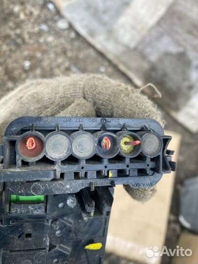 Блок предохранителей Skoda Fabia 2 1.4 CGG