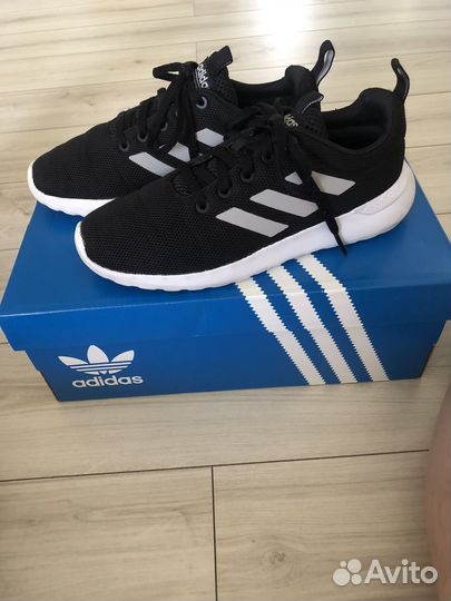 Кроссовки Adidas
