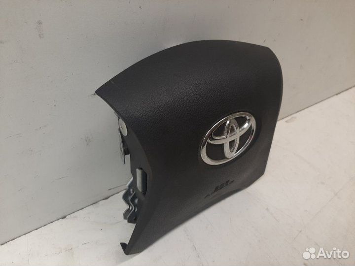 Airbag на руль передний Toyota Hilux 7 2011-2015