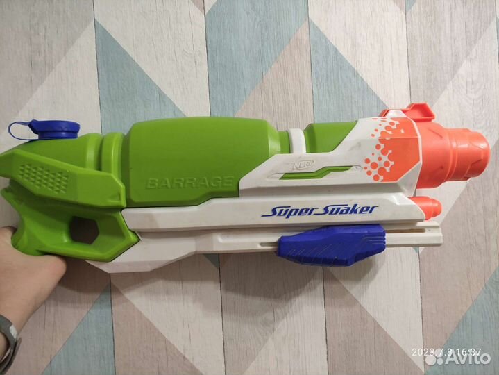 Водяной бластер nerf