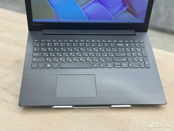 Ноутбук Lenovo full HD 4 ядра Intel N4200/ 120 SSD