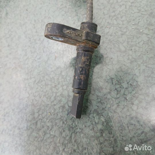 Датчик ABS задний левый Toyota Highlander ASU50