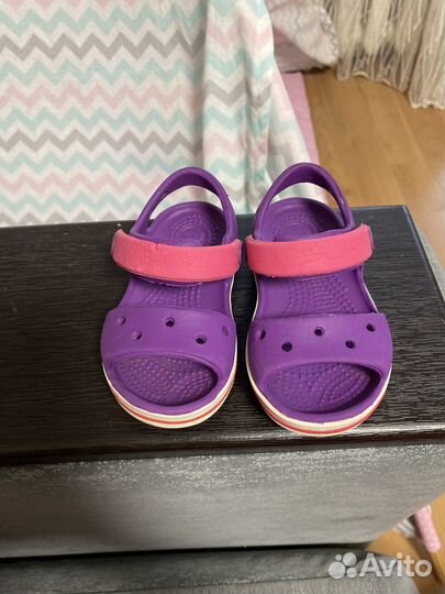 Сандали crocs для девочки