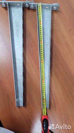 Полка настенная навесная