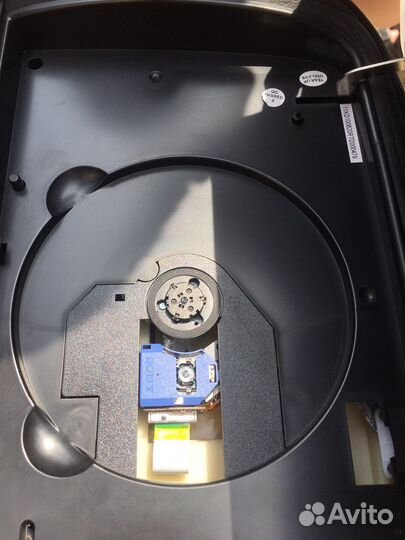 Телевизор в подголовнике автомобильный