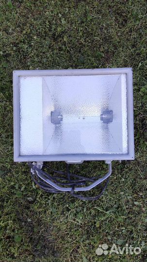 Фонарь уличный