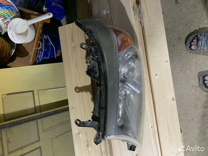 Фара на ланкрузер 200