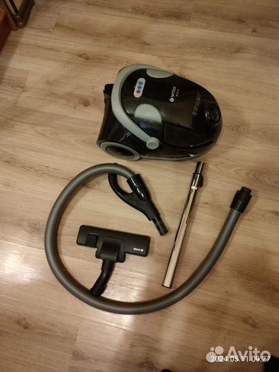 Пылесос Vitek