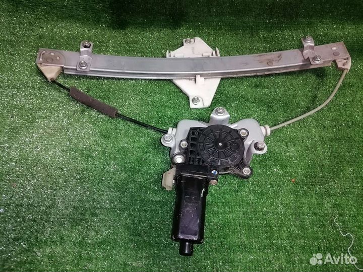 Электростеклоподъемнк задний правый hyundai sonata