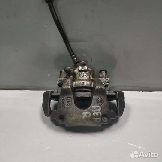 Суппорт тормозной передний правый Renault Sandero