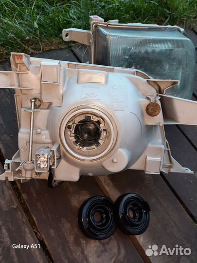 Фары Toyota LC prado 90