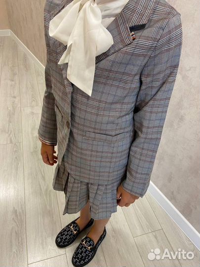 Школьный костюм для девочки