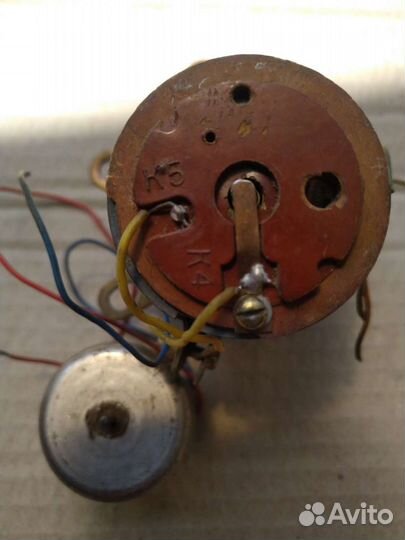 Электромоторчик для магнитофона