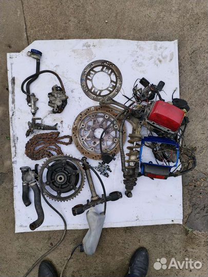 Запчасти для Kawasaki ZX400K