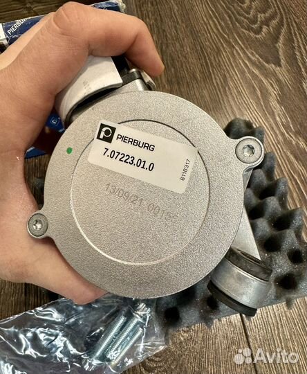 Водяной насос помпа BMW N20 11517597715