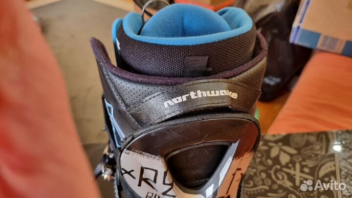 Сноуборд, крепления, ботинки (комплект мужской)