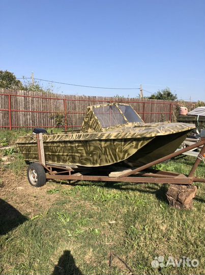 Лодка Сарепта с мотором