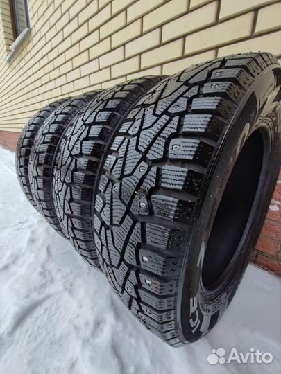 Nokian Tyres Nordman SUV 215/65 R16