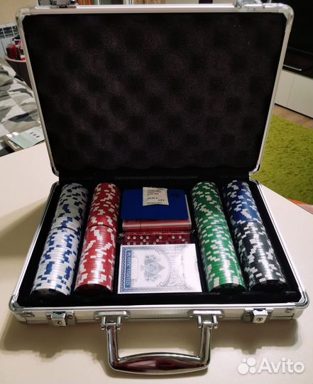 Набор для покера 200 фишек