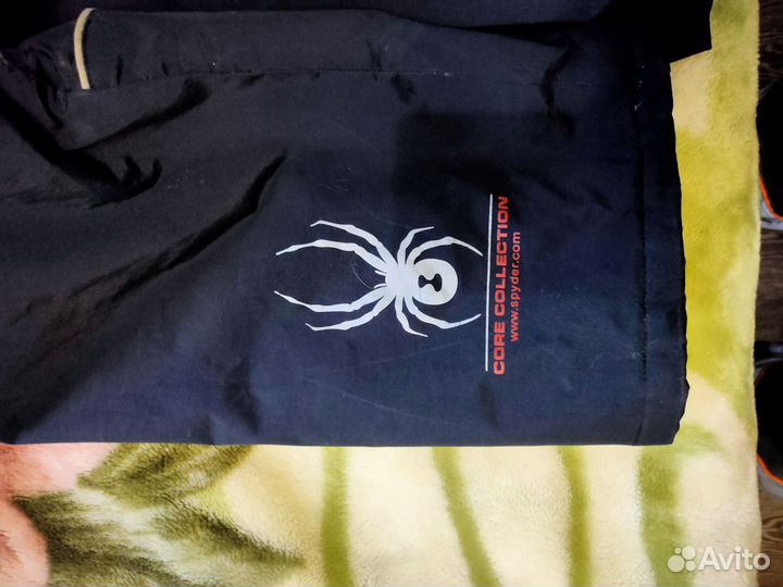 Димесезонная куртка на мальчика